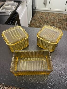 Federal Glass Fridgie Amber Glass Storage Dishes - Set of 3
